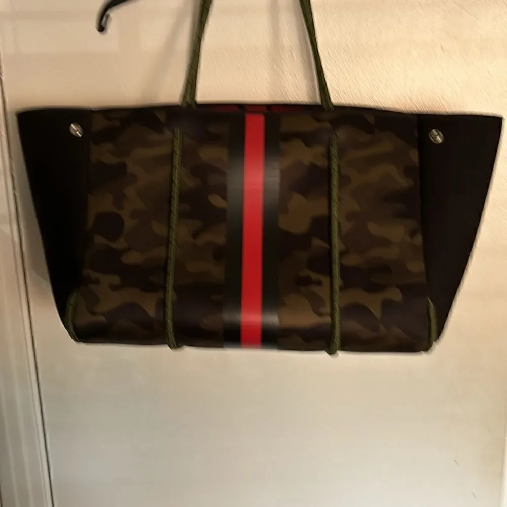 Haute Shore - Greyson Brat2 Neoprene Tote Bag